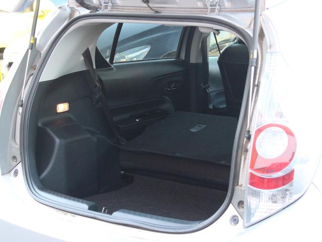 アクア Ｇ　Ｇ’ｓ　専用エアロ／ハーフレザーシート／１７インチアルミ・Ｂｌｕｅｔｏｏｔｈ接続・バックカメラ・ＥＴＣ・スマートキー・シートヒーター・革巻ステアリング・ＡＡ／Ｃ・プッシュスタート・デイライト・ウィンカーミラー（30枚目）