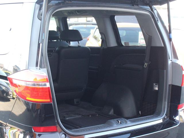 エリシオンプレステージ Ｓ　ＨＤＤナビスペシャルパッケージ　ハーフレザーシート・両側電動スライドドア・フリップダウンモニター・バックカメラ・スマートキー・ウッドコンビハンドル・ＥＴＣ・ＨＩＤヘッドライト・オートＡ／Ｃ・ＨＤＤナビ・ドアバイザー・純正１７アルミ（27枚目）