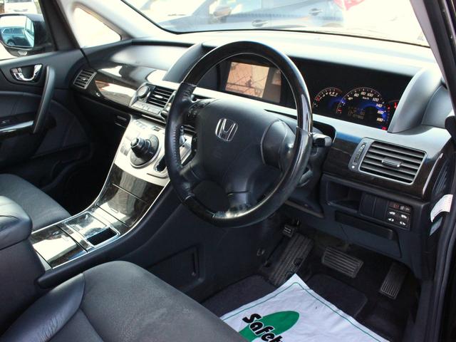 エリシオンプレステージ Ｓ　ＨＤＤナビスペシャルパッケージ　ハーフレザーシート・両側電動スライドドア・フリップダウンモニター・バックカメラ・スマートキー・ウッドコンビハンドル・ＥＴＣ・ＨＩＤヘッドライト・オートＡ／Ｃ・ＨＤＤナビ・ドアバイザー・純正１７アルミ（33枚目）