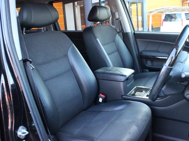 エリシオンプレステージ Ｓ　ＨＤＤナビスペシャルパッケージ　ハーフレザーシート・両側電動スライドドア・フリップダウンモニター・バックカメラ・スマートキー・ウッドコンビハンドル・ＥＴＣ・ＨＩＤヘッドライト・オートＡ／Ｃ・ＨＤＤナビ・ドアバイザー・純正１７アルミ（35枚目）