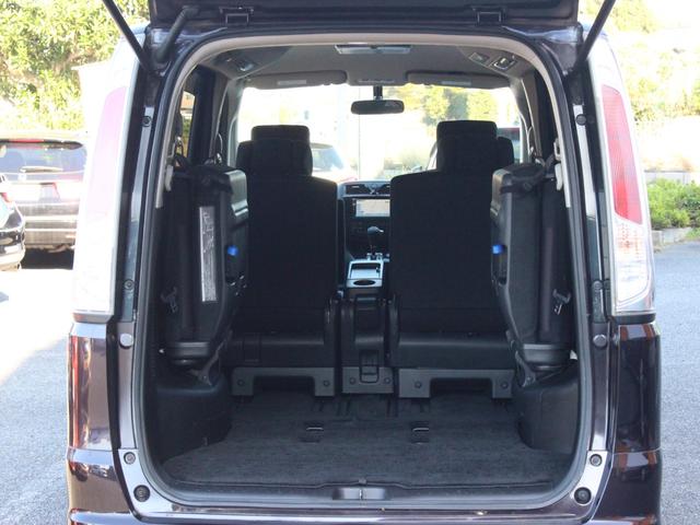 セレナ ハイウェイスター　Ｖエアロセレクション　両側電動スライドドア・フリップダウンモニター・Ｂｌｕｅｔｏｏｔｈ接続・バックカメラ・フルセグ・ＥＴＣ・インテリキー・オートＡ／Ｃ・ナビ・プッシュスタート・クルーズコントロール・ドアバイザー・純正アルミ（11枚目）