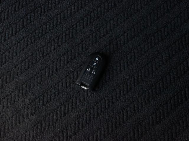 トール カスタムＧ　ターボ　ＳＡＩＩ　両側電動スライドドア・バックカメラ・Ｂｌｕｅｔｏｏｔｈ接続・バックカメラ・ＥＴＣ・プッシュスタート・スマートキー・クルーズコントロール・コーナーセンサー・ＬＥＤヘッドライト・エアロ・純正１５ｉｎアルミ（17枚目）