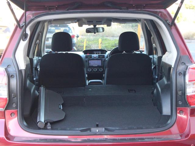 フォレスター ２．０ｉ－Ｓ　アイサイト　パワーシート・シートヒーター・Ｂｌｕｅｔｏｏｔｈ接続・バックカメラ・ＥＴＣ・追従クルーズコントロール・スマートキー・オートＡ／Ｃ・フルセグ・ルーフキャリア・ＨＩＤヘッドライト・純正１８インチアルミ（13枚目）