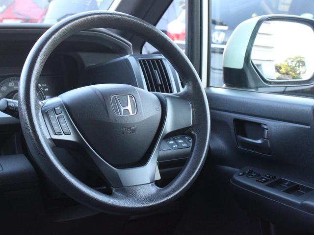 ステップワゴン G Lパッケージ 両側電動スライドドア・バックカメラ・フリップダウンモニター・ETC・オートA/C・キーレス・HDDナビ・音楽録音・地デジ・社外15インチアルミ・ドアバイザー・ウィンカーミラー(14枚目)