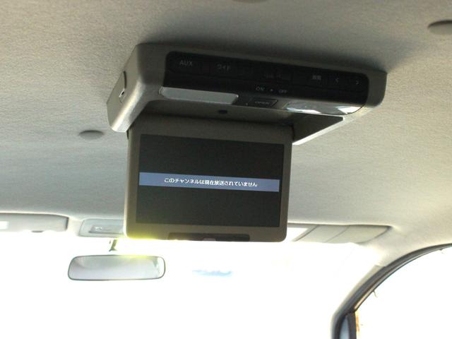 セレナ ハイウェイスター　Ｖエアロセレクション　両側電動スライドドア・バックカメラ・フリップダウンモニター・インテリキー・ＥＴＣ・ＡＡ／Ｃ・ＣＤ／ＤＶＤ再生・ＨＤＤナビ・フルセグ・ＨＩＤヘッドライト・エアロ・純正１６インチアルミ・プッシュスタート（13枚目）