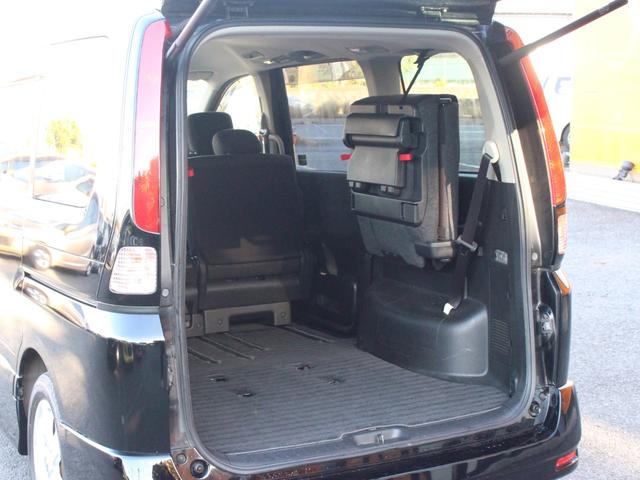 セレナ ハイウェイスター　Ｖエアロセレクション　両側電動スライドドア・バックカメラ・フリップダウンモニター・インテリキー・ＥＴＣ・ＡＡ／Ｃ・ＣＤ／ＤＶＤ再生・ＨＤＤナビ・フルセグ・ＨＩＤヘッドライト・エアロ・純正１６インチアルミ・プッシュスタート（27枚目）