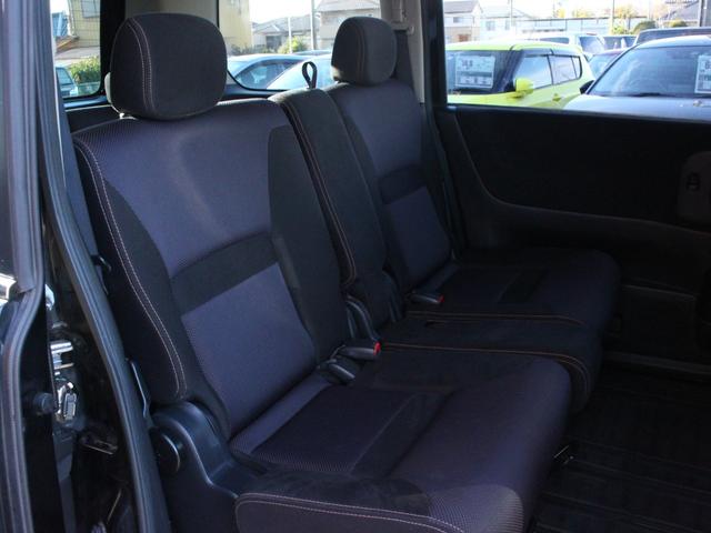 セレナ ハイウェイスター　Ｖエアロセレクション　両側電動スライドドア・バックカメラ・フリップダウンモニター・インテリキー・ＥＴＣ・ＡＡ／Ｃ・ＣＤ／ＤＶＤ再生・ＨＤＤナビ・フルセグ・ＨＩＤヘッドライト・エアロ・純正１６インチアルミ・プッシュスタート（33枚目）