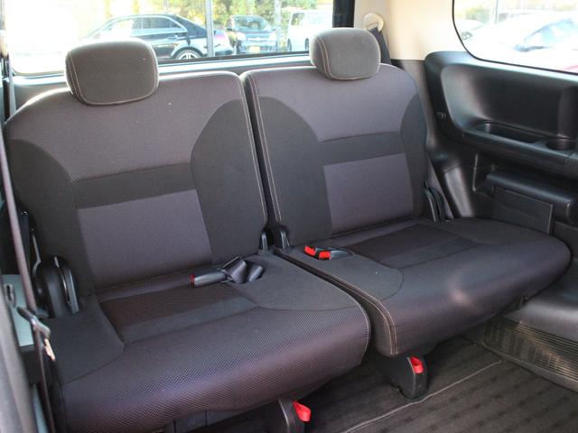 セレナ ハイウェイスター　Ｖエアロセレクション　両側電動スライドドア・バックカメラ・フリップダウンモニター・インテリキー・ＥＴＣ・ＡＡ／Ｃ・ＣＤ／ＤＶＤ再生・ＨＤＤナビ・フルセグ・ＨＩＤヘッドライト・エアロ・純正１６インチアルミ・プッシュスタート（34枚目）