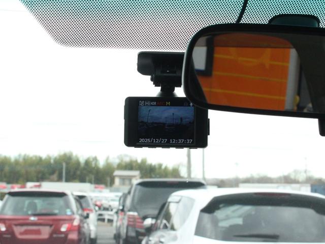 ����Ƃ��������h���C�u���R�[�_�[�t���I�x�@���������Ă��āA�����ƌ������̏󋵊m�F�ɂ͍œK�ł��I