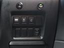 運転席からも操作可能なパワースライドドア!挟み込み防止もあり小さなお子様にも安心★隣のお車を気にすることなく開閉可能なのもうれしいところですね!