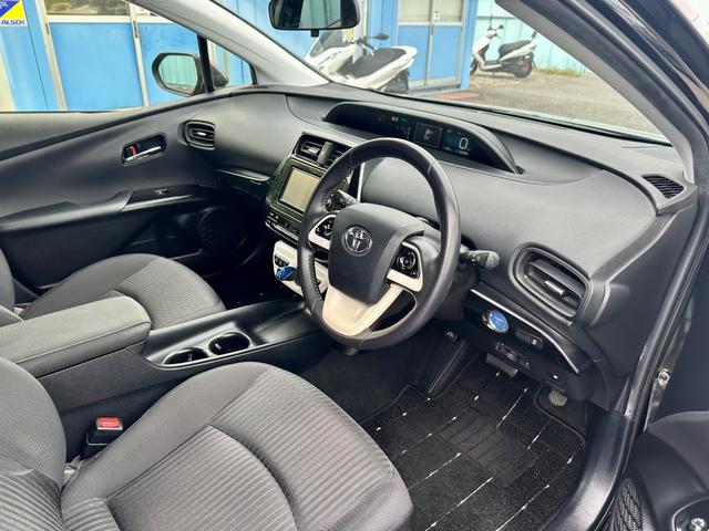 プリウス S ビルトインETC ドライブレコーダー(12枚目)