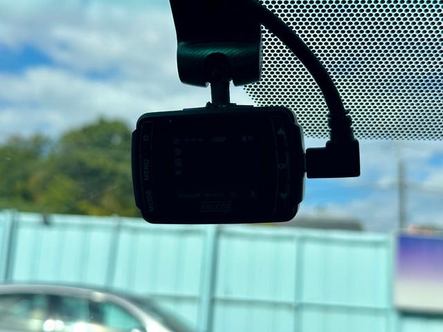 ヴェルファイア ２．４Ｚ　純正ナビゲーション　バックカメラ　フリップダウンモニター　パワースライドドア　ダブルサンルーフ　スマートキー　プッシュスタート　キーレスエントリー　ＥＴＣ（29枚目）