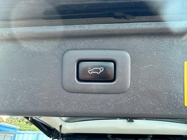 アルファード ２４０ＳプライムセレクションＩＩタイプゴルドＩＩ　純正ナビゲーション　ＥＴＣ　バックカメラ　　ドライブレコーダー　スマートキー　キーレスエントリー　プッシュスタート（19枚目）