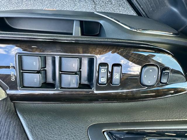 アルファード ２４０ＳプライムセレクションＩＩタイプゴルドＩＩ　純正ナビゲーション　ＥＴＣ　バックカメラ　　ドライブレコーダー　スマートキー　キーレスエントリー　プッシュスタート（56枚目）