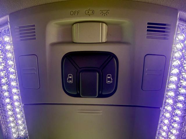アルファード ２４０Ｓ　ＴＲＤエアロパーツ　スマートキー　プッシュスタート　両側パワースライドドア　社外ナビゲーション　社外フリップダウンモニター（27枚目）