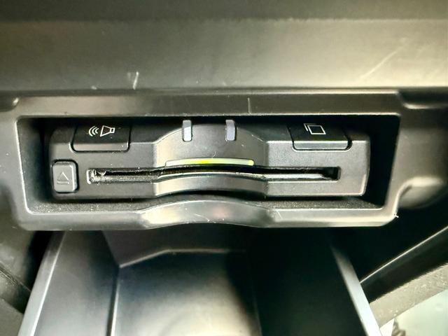 アルファード ２４０Ｓ　ＴＲＤエアロパーツ　スマートキー　プッシュスタート　両側パワースライドドア　社外ナビゲーション　社外フリップダウンモニター（32枚目）