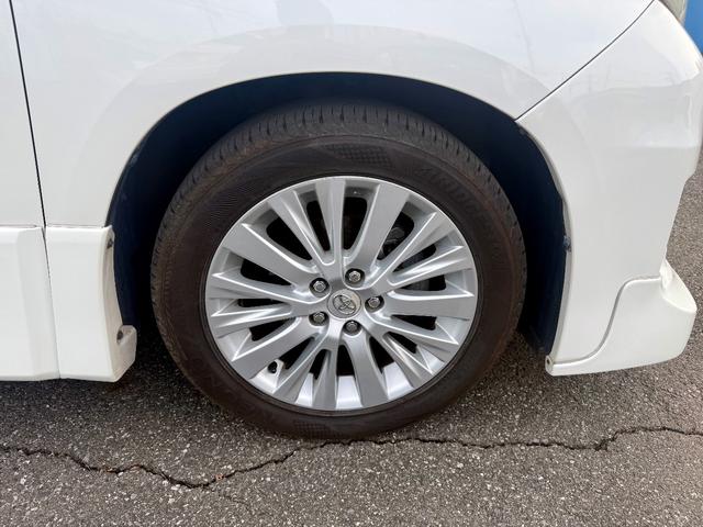 アルファード ２４０Ｓ　ＴＲＤエアロパーツ　スマートキー　プッシュスタート　両側パワースライドドア　社外ナビゲーション　社外フリップダウンモニター（34枚目）