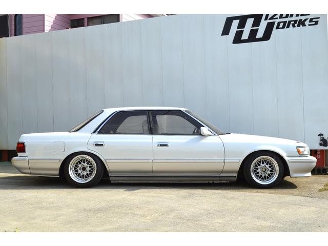 チェイサー ２．５ＧＴツインターボ　５ＭＴ載替済公認　ＪＺＸ８１　パールホワイトＩＩ純正色塗装（２２Ｋ）（4枚目）