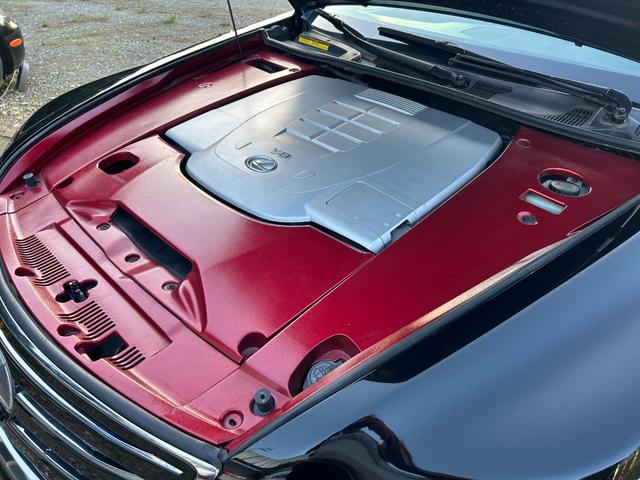 ＬＳ４６０Ｌ 　左ハンドル　中期ＬＳ６００ｈＬ仕様　サンルーフ　マークレビンソン　国内仕様ナビ　３眼ＬＥＤヘッド　黒革シート　シートクーラー　ヒーター　マルチナビ　スマートキー　バックカメラ　ＥＴＣ　コーナーセンサー（69枚目）