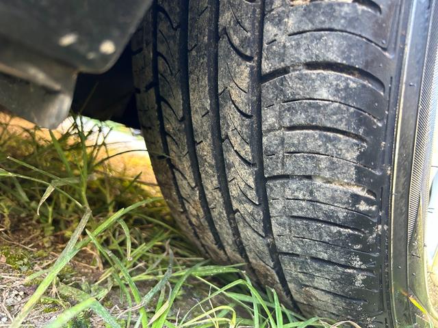 ＬＳ４６０Ｌ 　左ハンドル　中期ＬＳ６００ｈＬ仕様　サンルーフ　マークレビンソン　国内仕様ナビ　３眼ＬＥＤヘッド　黒革シート　シートクーラー　ヒーター　マルチナビ　スマートキー　バックカメラ　ＥＴＣ　コーナーセンサー（76枚目）