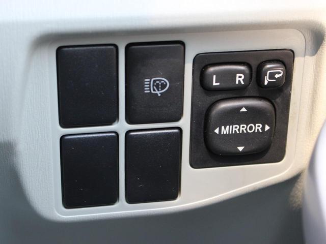 プリウス S LEDエディション ワンオーナー・LEDヘッドライト・HDDナビ・フルセグ・バックカメラ・ETC・本革巻ステアリング・スマートキー・プッシュスタート・フォグランプ・純正15インチAW・ウインカーミラー・オートエアコン(44枚目)