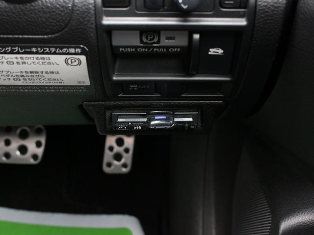 レガシィツーリングワゴン ２．５ＧＴ　Ｓパッケージ　純正ＨＤＤナビ・フルセグ・バックカメラ・ＥＴＣ・Ｂｌｕｅｔｏｏｔｈ接続・スマートキー・プッシュスタート・半革電動シート・ＨＩＤヘッドライト・純正ビルシュタインダンパー・純正１８ＡＷ・ウインカーミラー（17枚目）