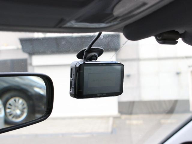 ステップワゴンスパーダ S サイドリフトアップシート車 両側電動スライドドア・HDDナビ・フルセグ・バックカメラ・ドライブレコーダー・パドルシフト・キーレス・HIDヘッドライト・フォグランプ・純正16インチAW・ウインカーミラー・オートエアコン・ドアバイザ(20枚目)