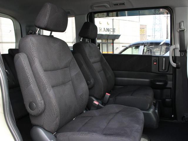 ステップワゴンスパーダ S サイドリフトアップシート車 両側電動スライドドア・HDDナビ・フルセグ・バックカメラ・ドライブレコーダー・パドルシフト・キーレス・HIDヘッドライト・フォグランプ・純正16インチAW・ウインカーミラー・オートエアコン・ドアバイザ(42枚目)