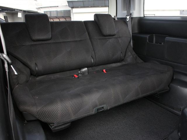 ステップワゴンスパーダ S サイドリフトアップシート車 両側電動スライドドア・HDDナビ・フルセグ・バックカメラ・ドライブレコーダー・パドルシフト・キーレス・HIDヘッドライト・フォグランプ・純正16インチAW・ウインカーミラー・オートエアコン・ドアバイザ(43枚目)