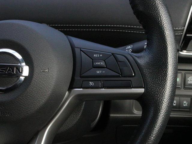 セレナ ハイウェイスター Vセレクション 両側パワースライドドア・SDナビ・フルセグ・バックカメラ・Bluetooth接続・ETC・クルーズコントロール・インテリキー・プッシュスタート・LEDヘッドライト・フォグランプ・純正16インチAW(19枚目)