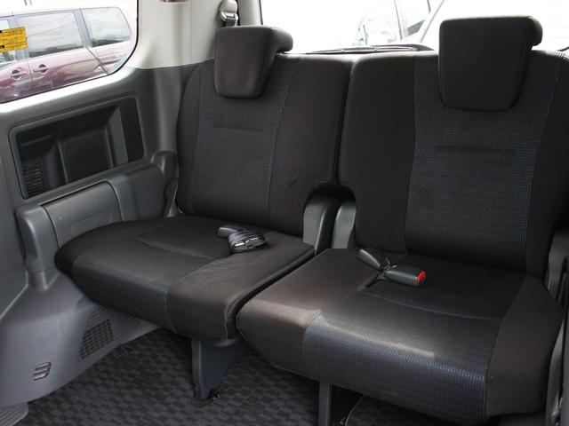 ヴォクシー ＺＳ　両側電動スライドドア・ＨＤＤナビ・フルセグ・バックカメラ・ＥＴＣ・Ｒフリップダウンモニター・パドルシフト・スマートキー・プッシュスタート・ＨＩＤヘッドライト・フォグランプ・社外１６インチＡＷ・Ａ／ＡＣ（13枚目）