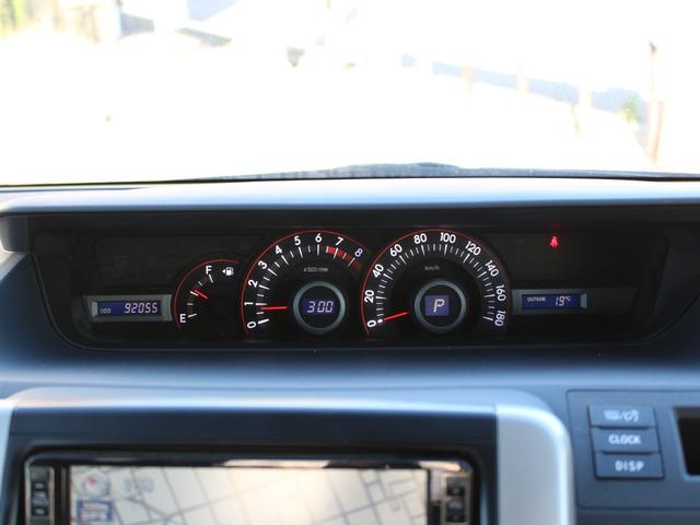 ヴォクシー ＺＳ　両側電動スライドドア・ＨＤＤナビ・フルセグ・バックカメラ・ＥＴＣ・Ｒフリップダウンモニター・パドルシフト・スマートキー・プッシュスタート・ＨＩＤヘッドライト・フォグランプ・社外１６インチＡＷ・Ａ／ＡＣ（25枚目）