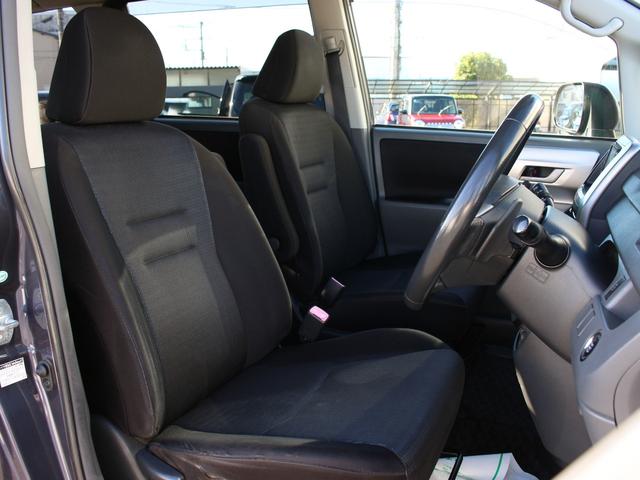 ヴォクシー ＺＳ　両側電動スライドドア・ＨＤＤナビ・フルセグ・バックカメラ・ＥＴＣ・Ｒフリップダウンモニター・パドルシフト・スマートキー・プッシュスタート・ＨＩＤヘッドライト・フォグランプ・社外１６インチＡＷ・Ａ／ＡＣ（39枚目）