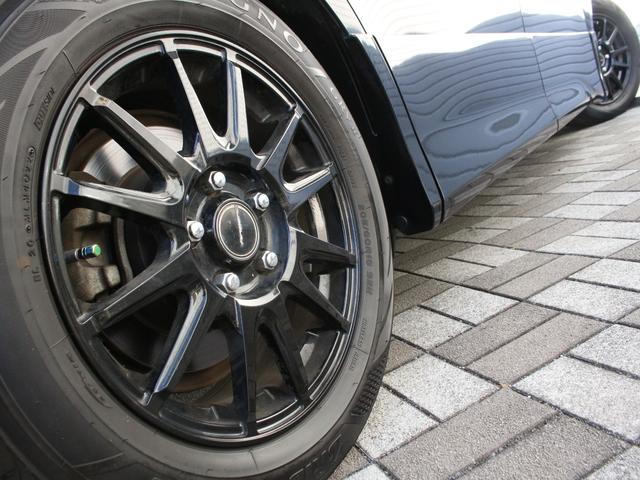 ヴォクシー ＺＳ　煌　後期型・両側パワースライドドア・ＴＥＩＮ車高調・ＨＩＤヘッドライト・ドライブレコーダー・パドルシフト・スマートキー・プッシュスタート・社外ＡＷ・ウインカーミラー・オートエアコン・ドアバイザー（21枚目）