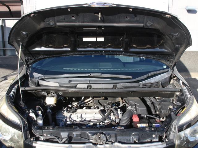 ヴォクシー ＺＳ　煌　後期型・両側パワースライドドア・ＴＥＩＮ車高調・ＨＩＤヘッドライト・ドライブレコーダー・パドルシフト・スマートキー・プッシュスタート・社外ＡＷ・ウインカーミラー・オートエアコン・ドアバイザー（30枚目）