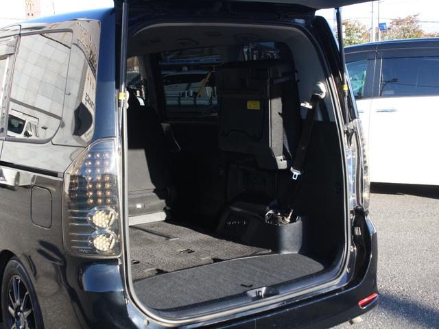 ヴォクシー ＺＳ　煌　後期型・両側パワースライドドア・ＴＥＩＮ車高調・ＨＩＤヘッドライト・ドライブレコーダー・パドルシフト・スマートキー・プッシュスタート・社外ＡＷ・ウインカーミラー・オートエアコン・ドアバイザー（34枚目）