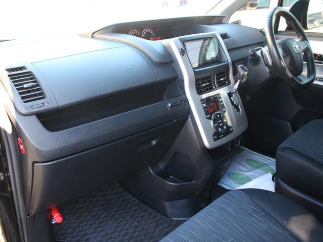 ヴォクシー ＺＳ　煌　後期型・両側パワースライドドア・ＴＥＩＮ車高調・ＨＩＤヘッドライト・ドライブレコーダー・パドルシフト・スマートキー・プッシュスタート・社外ＡＷ・ウインカーミラー・オートエアコン・ドアバイザー（36枚目）