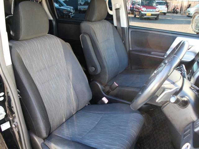 ヴォクシー ＺＳ　煌　後期型・両側パワースライドドア・ＴＥＩＮ車高調・ＨＩＤヘッドライト・ドライブレコーダー・パドルシフト・スマートキー・プッシュスタート・社外ＡＷ・ウインカーミラー・オートエアコン・ドアバイザー（37枚目）