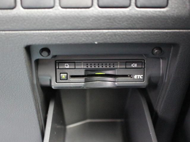 アルファード 240S 後期型・サンルーフ・パワースライドドア・純正ナビ・フルセグ・バックカメラ・Bluetooth接続・Rフリップダウンモニター・ETC・コーナーセンサー・スマートキー・プッシュスタート・HIDヘッドライト(21枚目)