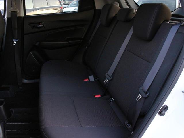 スイフトスポーツ ベースグレード 6速MT・クルーズコントロール・スマートキー・ETC・LEDヘッドライト・フォグランプ・プッシュスタート・シートヒーター・純正17インチAW・ウインカーミラー・オートエアコン・純正OPデカール(11枚目)