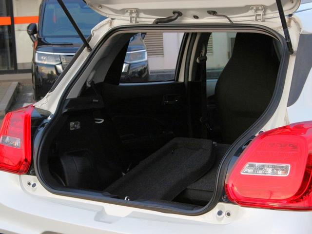 スイフトスポーツ ベースグレード 6速MT・クルーズコントロール・スマートキー・ETC・LEDヘッドライト・フォグランプ・プッシュスタート・シートヒーター・純正17インチAW・ウインカーミラー・オートエアコン・純正OPデカール(35枚目)