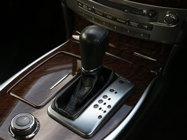 フーガ 250GT Aパッケージ 後期型・アラウンドビューカメラ・純正ナビ・フルセグ・Bluetooth接続・ETC・クルーズコントロール・インテリキー・プッシュスタート・LEDヘッドライト・フォグ・純正18inAW・ウインカーミラー(49枚目)