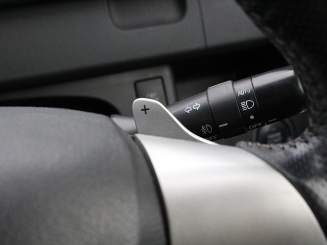 ヴォクシー ＺＳ　後期型・両側パワースライドドア・純正ナビ・地デジ・バックカメラ・Ｂｌｕｅｔｏｏｔｈ接続・ＥＴＣ・パドルシフト・スマートキー・プッシュスタート・ＨＩＤヘッドライト・純正１６ＡＷ・ウインカーミラー（19枚目）