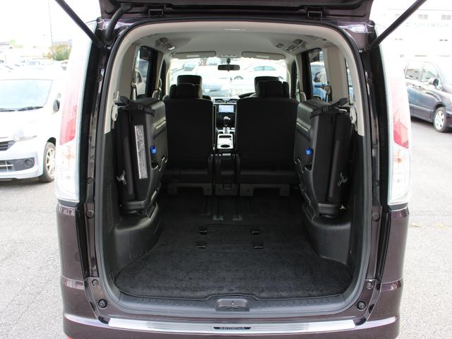 セレナ ハイウェイスター Vセレクション 両側電動スライドドア・HDDナビ・フルセグ・バックカメラ・ETC・クルーズコントロール・インテリキー・プッシュスタート・HIDヘッドライト・フォグランプ・純正16インチAW・ウインカーミラー・A/AC(14枚目)