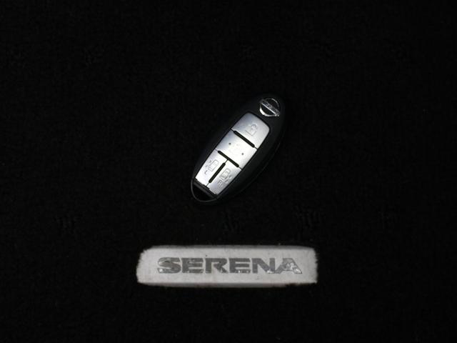 セレナ ハイウェイスター Vセレクション 両側電動スライドドア・HDDナビ・フルセグ・バックカメラ・ETC・クルーズコントロール・インテリキー・プッシュスタート・HIDヘッドライト・フォグランプ・純正16インチAW・ウインカーミラー・A/AC(26枚目)