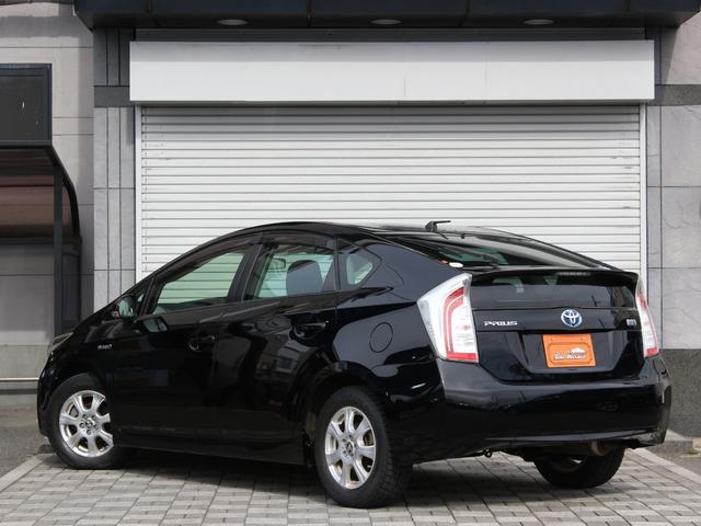 プリウス Ｓ　後期型・純正ＯＰナビ・フルセグ・Ｂｌｕｅｔｏｏｔｈ接続・バックカメラ・ＥＴＣ・スマートキー・プッシュスタート・ＨＩＤヘッドライト・社外１５インチＡＷ・ウインカーミラー・オートエアコン・ドアバイザー（28枚目）