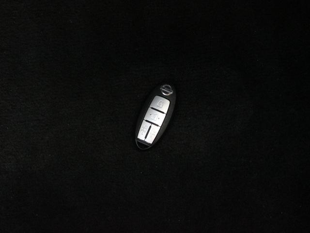 セレナ ハイウェイスター　プロパイロットエディション　純正ＯＰナビ・両側パワースライドドア・ＥＴＣ・フルセグ・バックカメラ・Ｂｌｕｅｔｏｏｔｈ接続・追従クルーズコントロール・ドライブレコーダー・インテリキー・プッシュスタート・ＬＥＤヘッドライト・フォグ（27枚目）