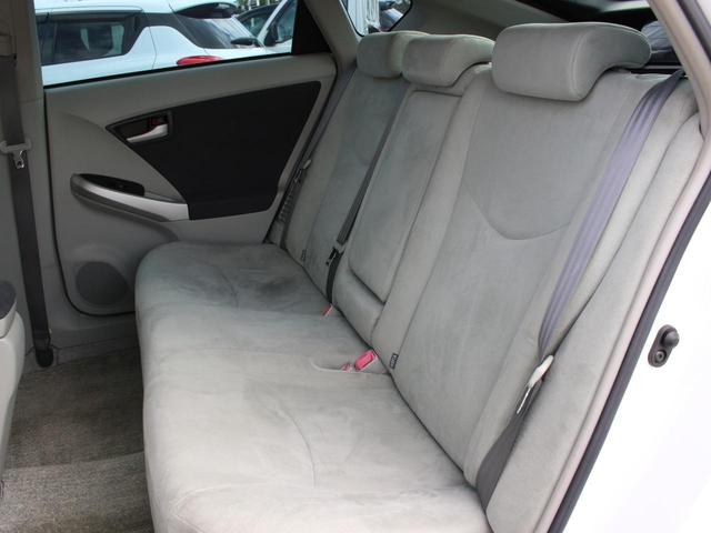 プリウス Gツーリングセレクション ワンオーナー・純正OPナビ・フルセグ・LEDヘッドライト・クルーズコントロール・バックカメラ・Bluetooth接続・スマートキー・プッシュスタート・フォグランプ・純正17インチAW・社外Fスポイラー(11枚目)