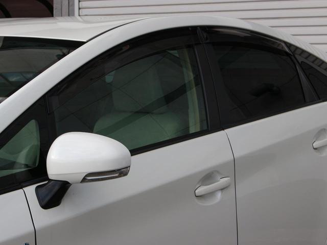 プリウス Gツーリングセレクション ワンオーナー・純正OPナビ・フルセグ・LEDヘッドライト・クルーズコントロール・バックカメラ・Bluetooth接続・スマートキー・プッシュスタート・フォグランプ・純正17インチAW・社外Fスポイラー(21枚目)