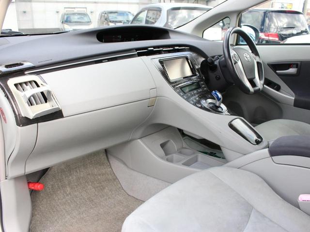 プリウス Gツーリングセレクション ワンオーナー・純正OPナビ・フルセグ・LEDヘッドライト・クルーズコントロール・バックカメラ・Bluetooth接続・スマートキー・プッシュスタート・フォグランプ・純正17インチAW・社外Fスポイラー(38枚目)